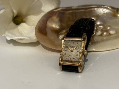 Armbanduhr "Elgin"